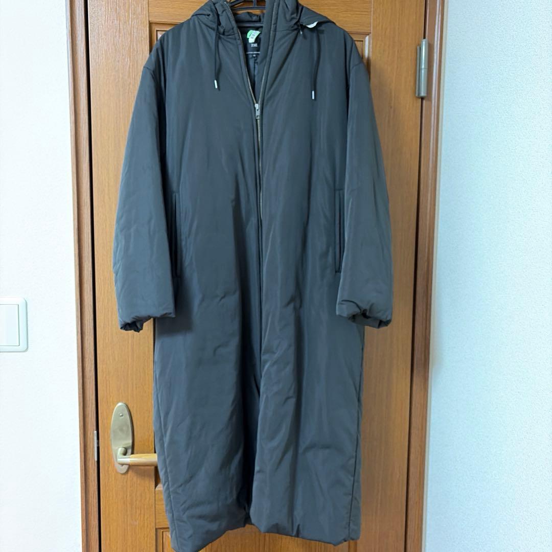 フード付きロング中綿コート　黒