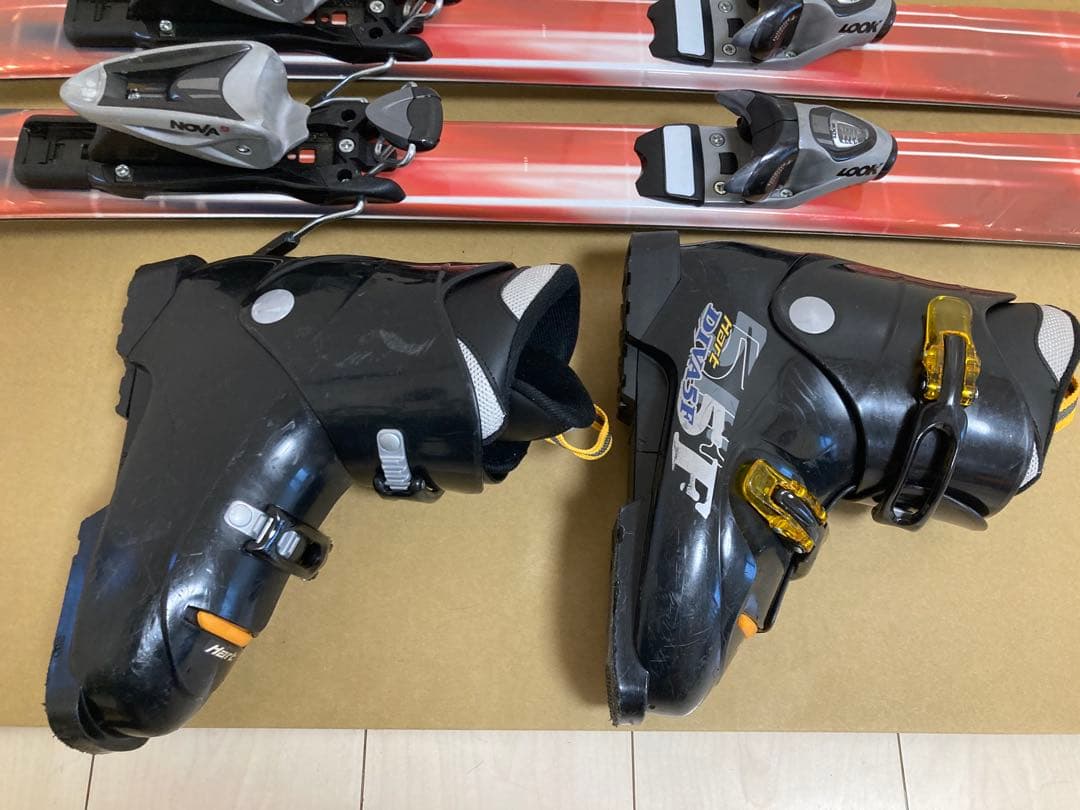 KAZAMAジュニア用スキー板130cm ブーツ24cmストック100cm