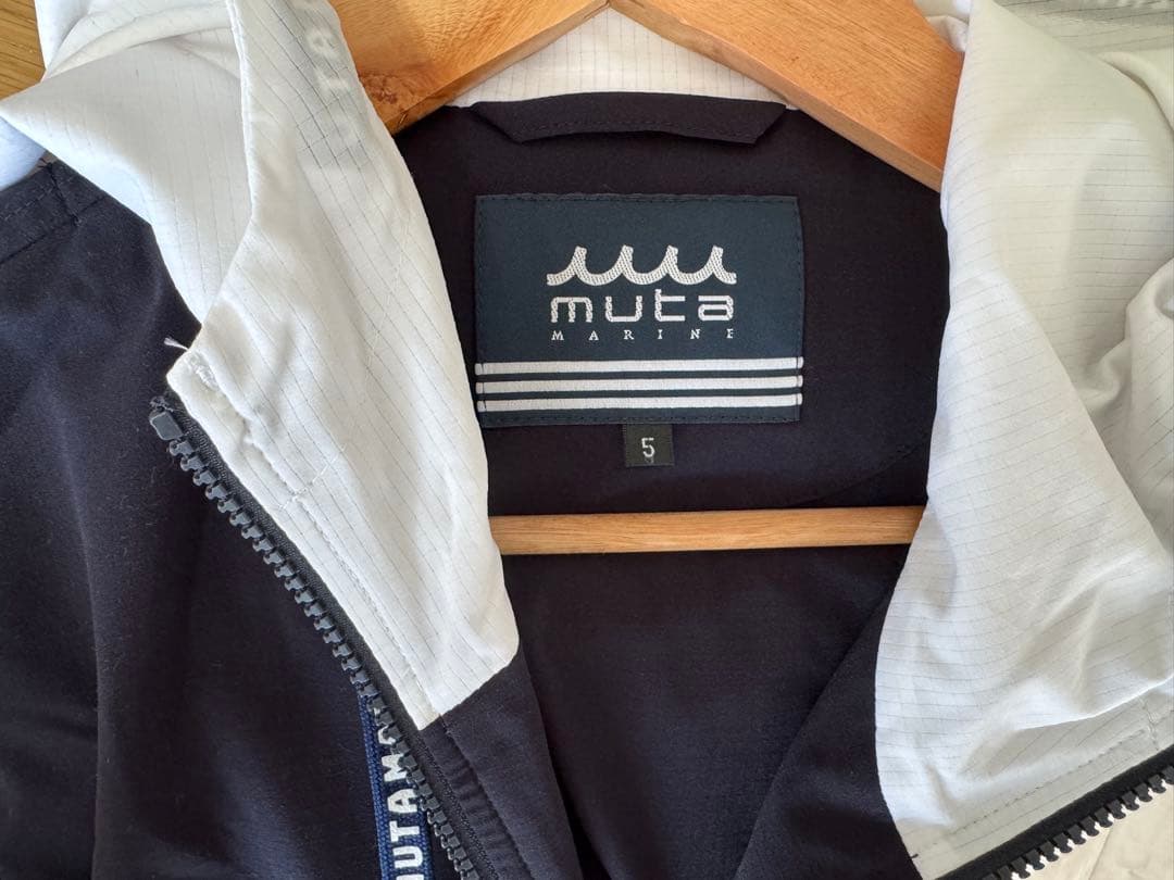 【値下げ】muta MARINE GOLF ゴルフウェア ウィンドブレーカー