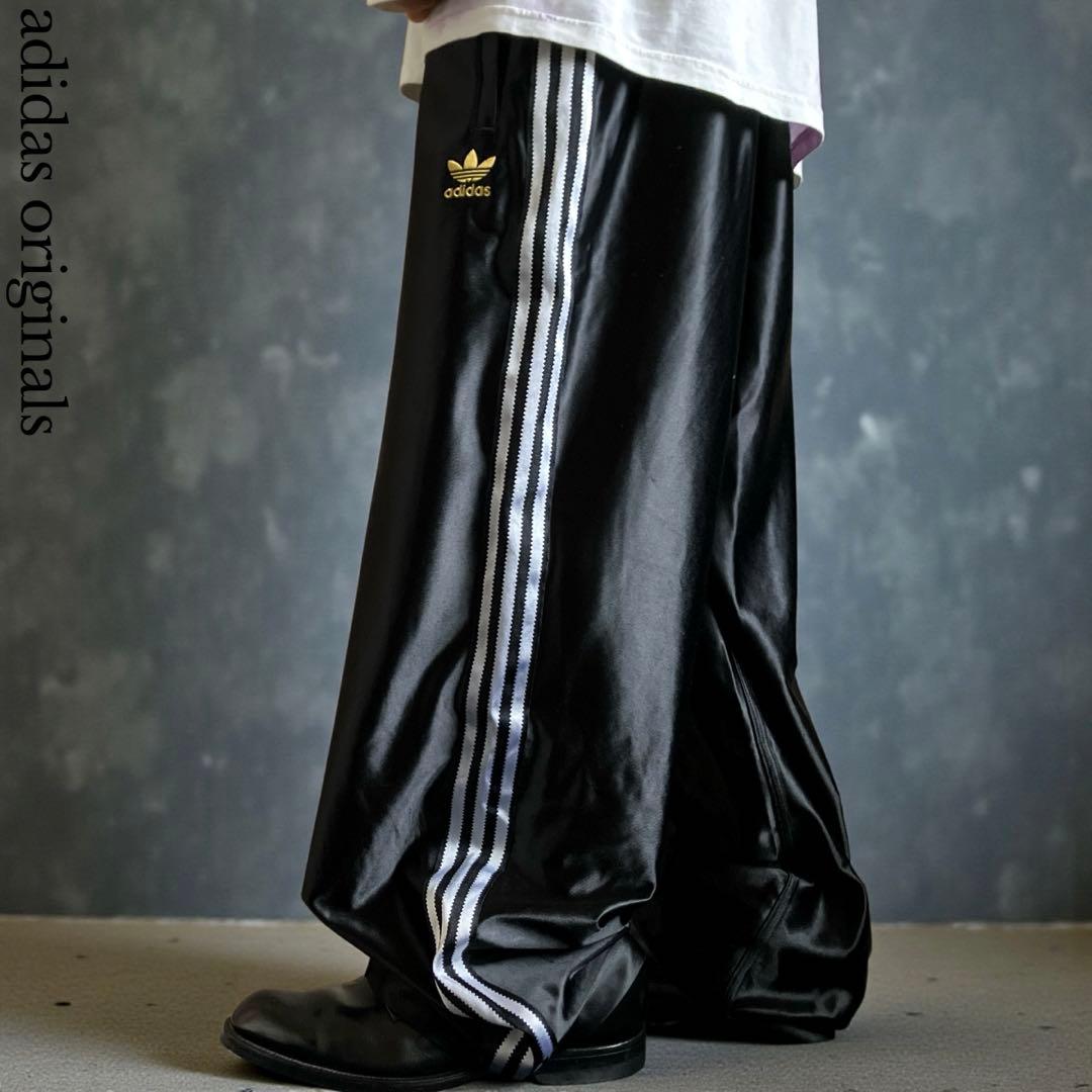 極太 adidas originals バギートラックパンツ サテンジャージ
