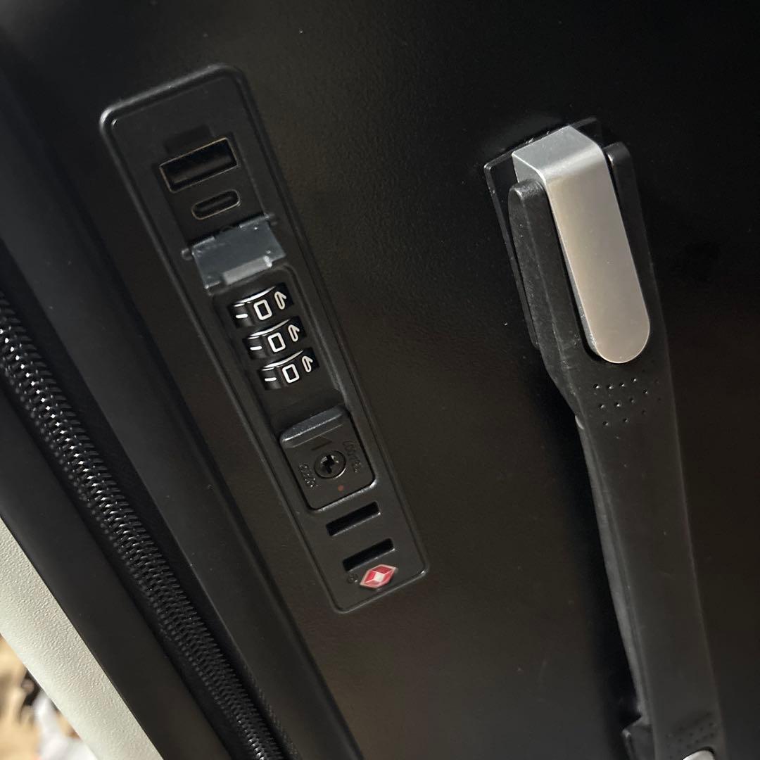 Dudode 子供が乗れる キャリーケース 40L 未使用　最安値