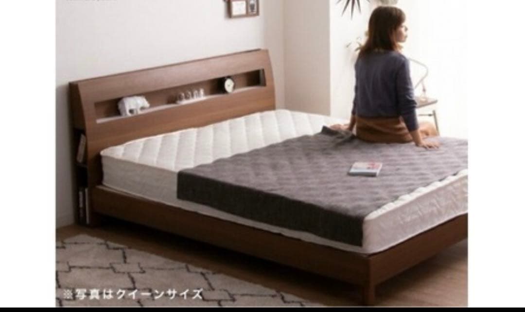 「引き取り限定」ダークブラウン クイーンサイズ ベッドフレーム