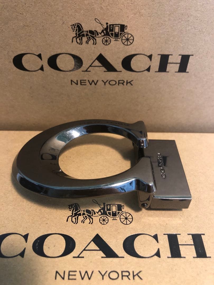 1/19日限定COACHコーチ新品正規品リバーシブルレザーベルト回転バックル2個