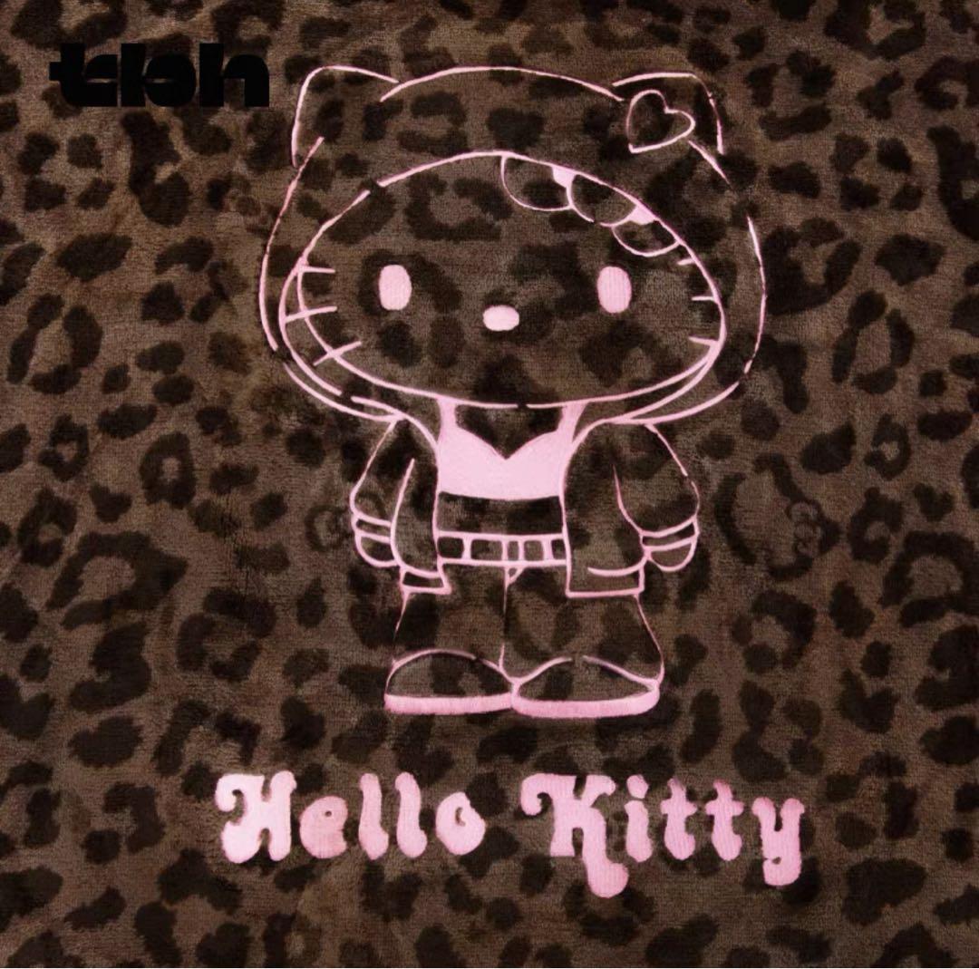 海外限定Hello Kitty x TBH お昼寝用ブランケット