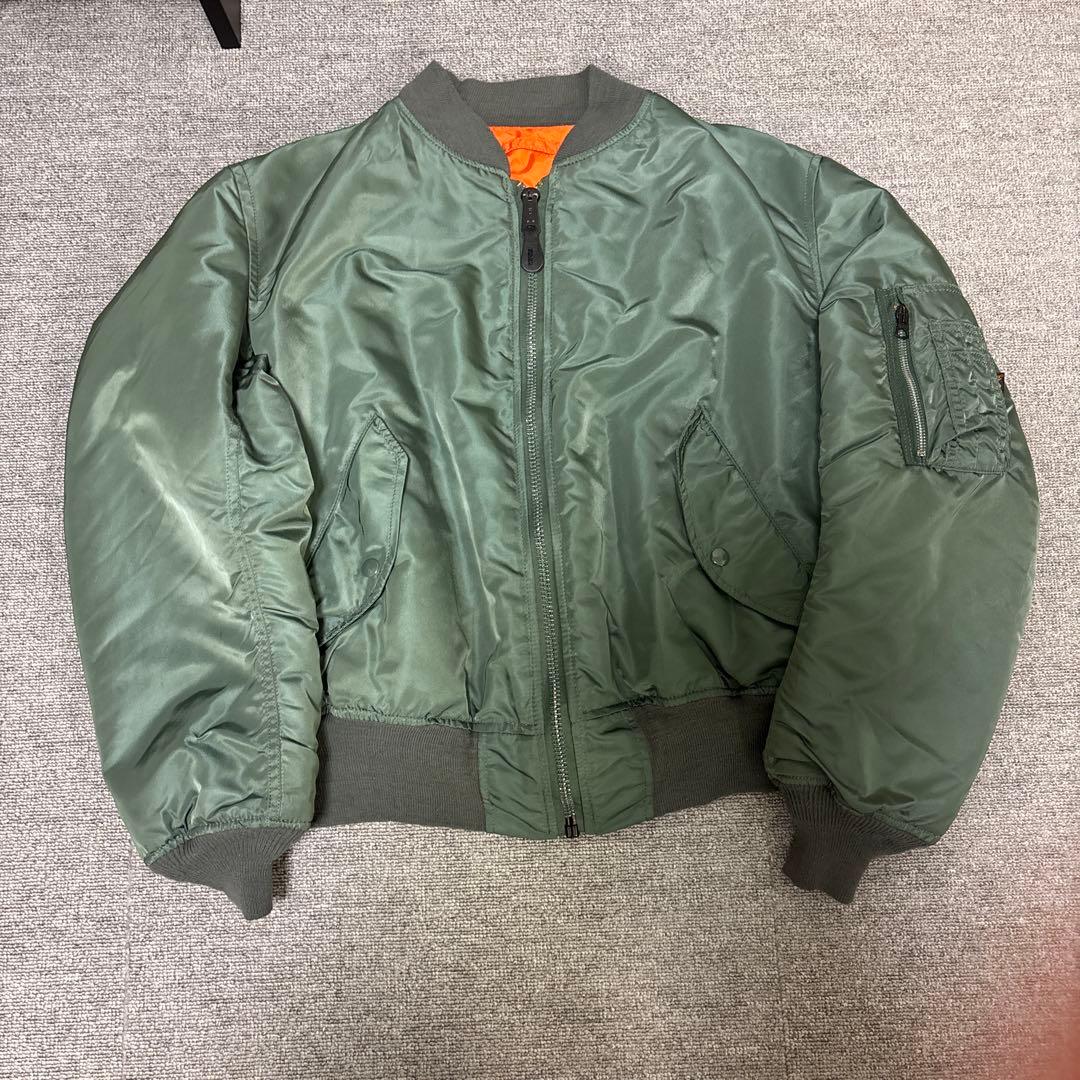 ALPHA MA1 ボンバージャケット