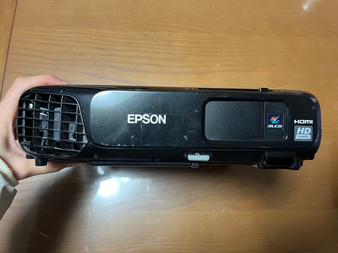 EPSON EH-TW410 プロジェクター本体　カバンケース　ケーブル