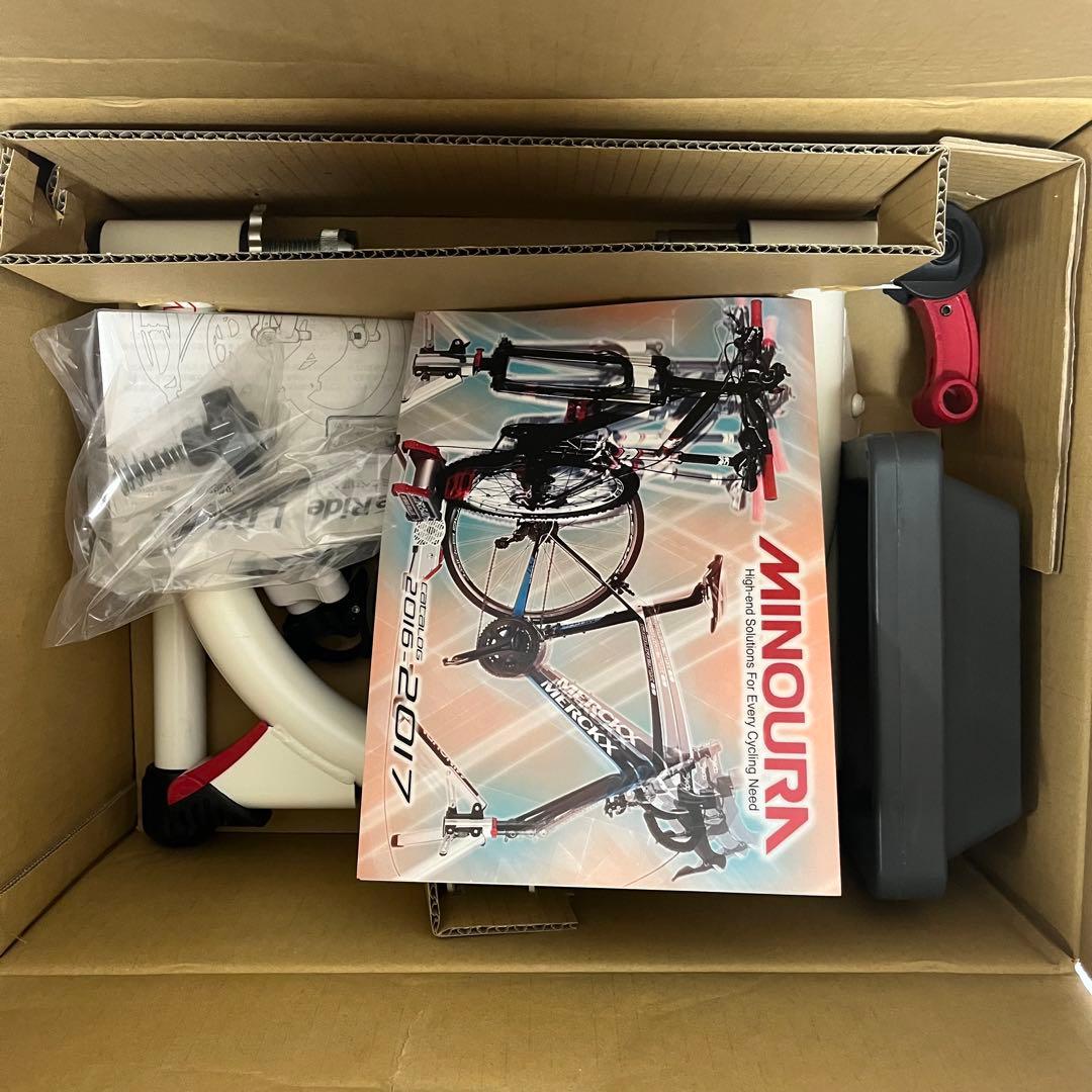 未使用 MINOURA LiveRide LR240 固定式サイクルトレーナー