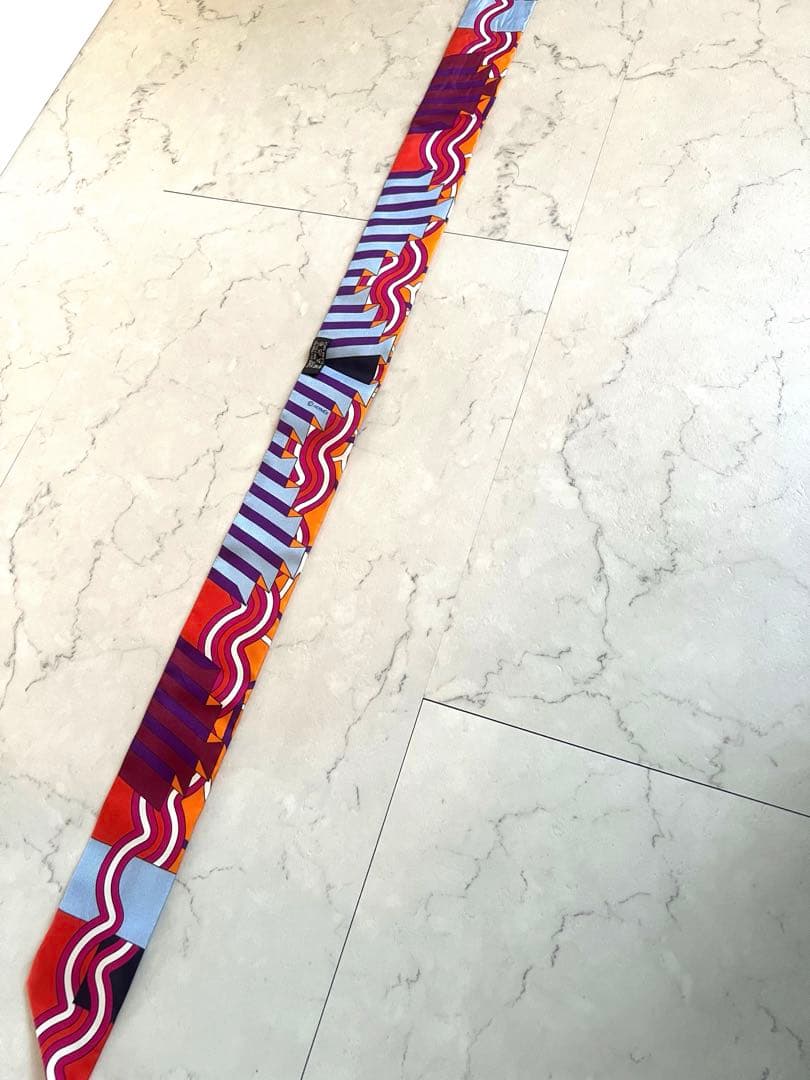 【HERMES】 エルメス 　ツイリー　シルクスカーフ