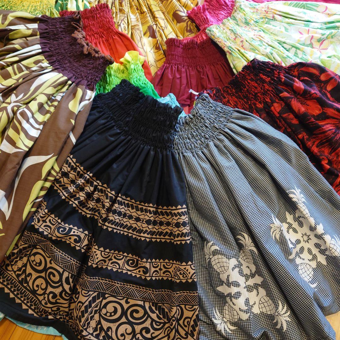 【美品】フラダンス用スカート15枚他　大特価（多色、シャーリング）