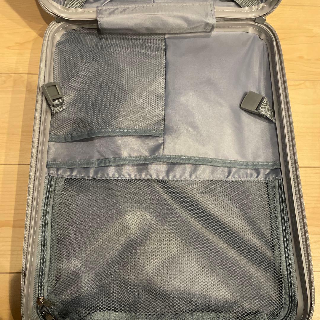 スーツケースとベビーカーの 2-in-1