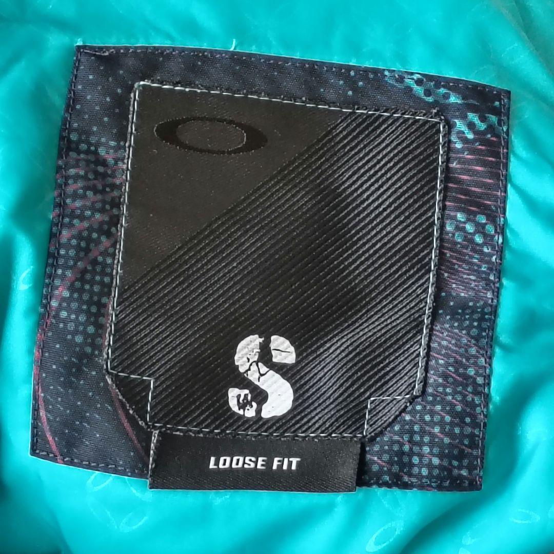 ♠【オークリー】✨美品　スノボー・スキーパンツ　シンサレート　S