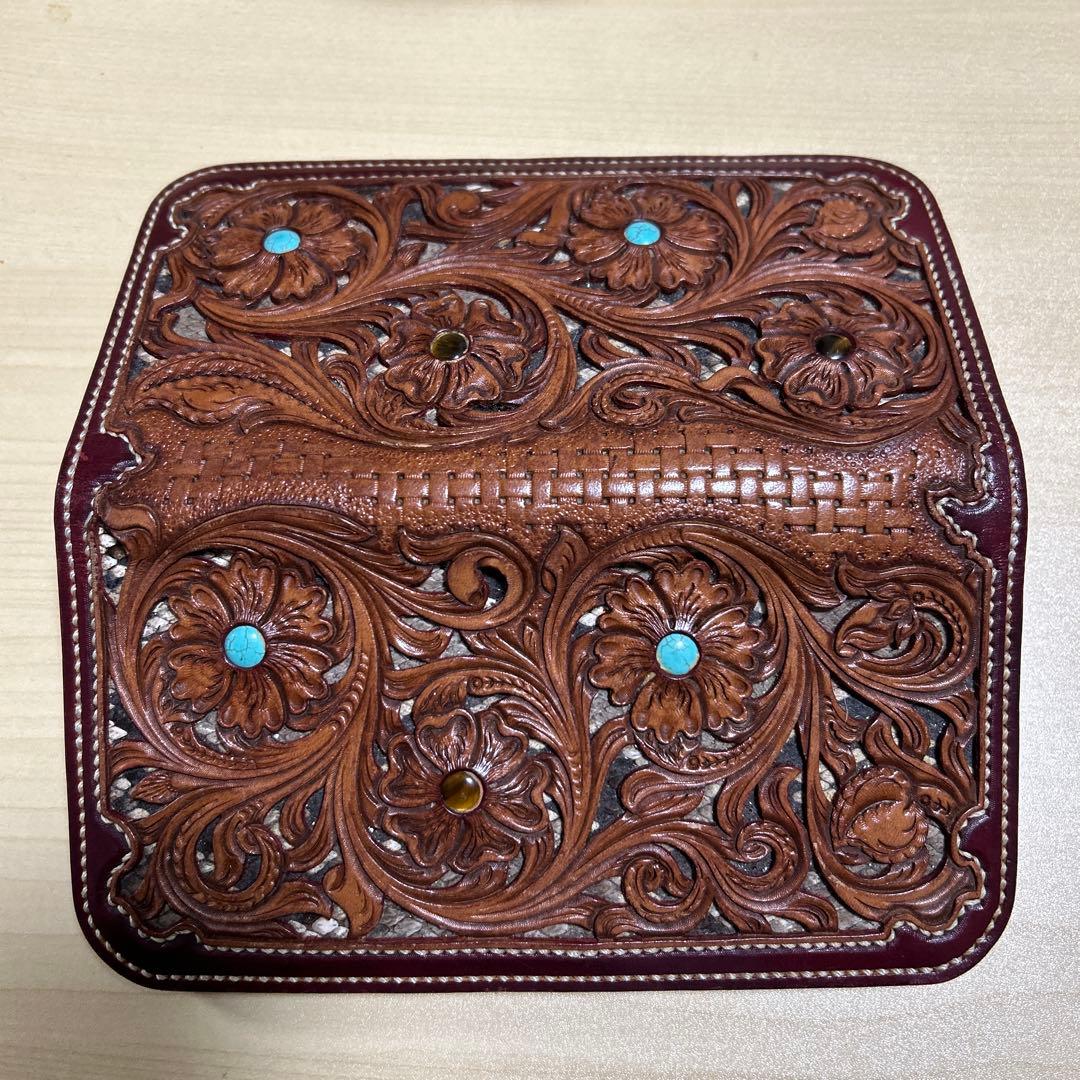 花柄レリーフ長財布 カービング本革長財布