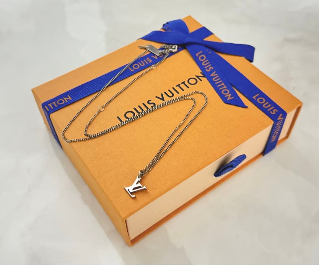 ✨極美品✨louis vuitton LV ネックレス モノグラム柄 【正規品】