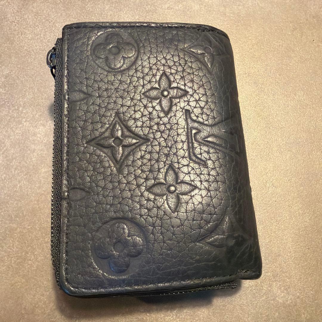 LOUIS VUITTON ブラックレザー三つ折り財布