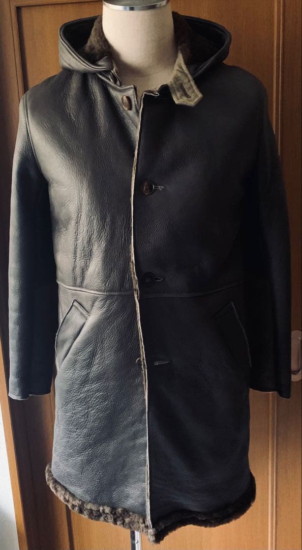 D’AMICO bologna. 革名人が生むモードなムートンコート