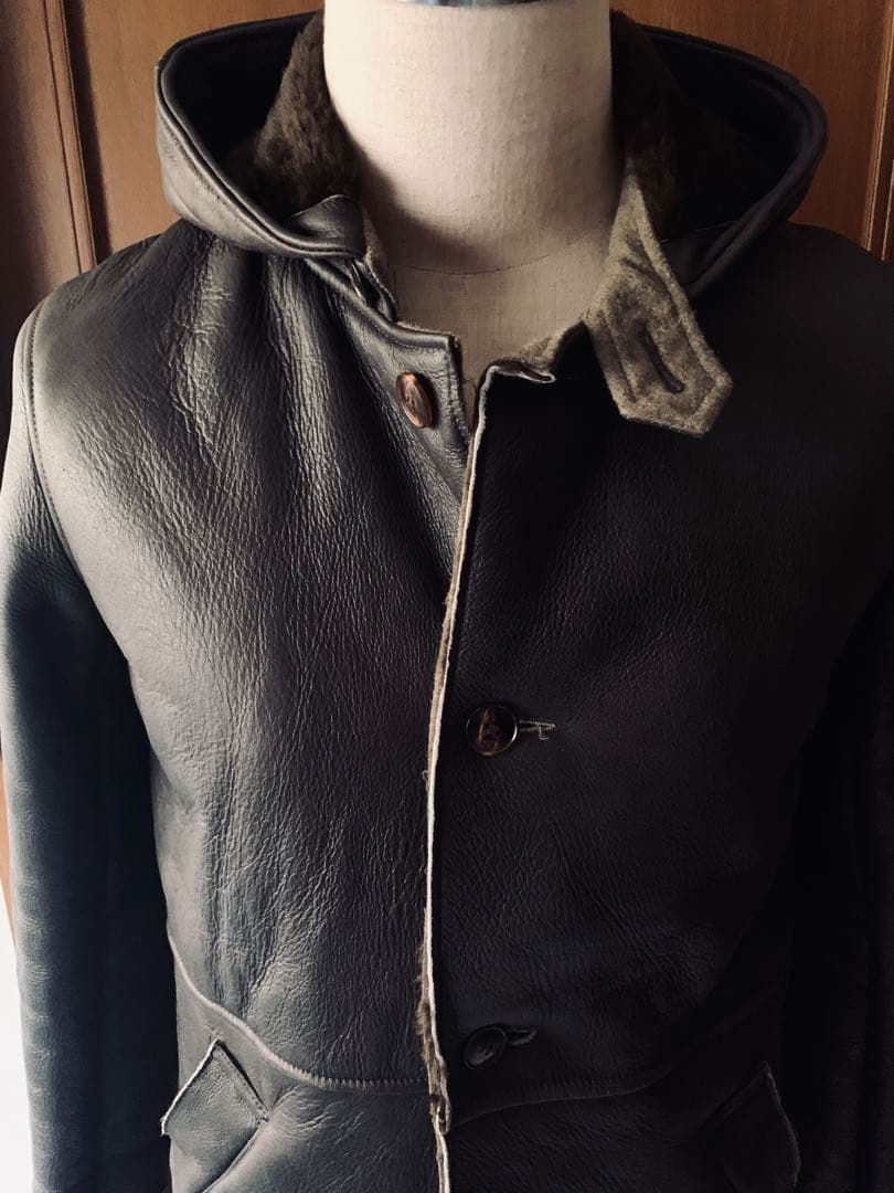 D’AMICO bologna. 革名人が生むモードなムートンコート