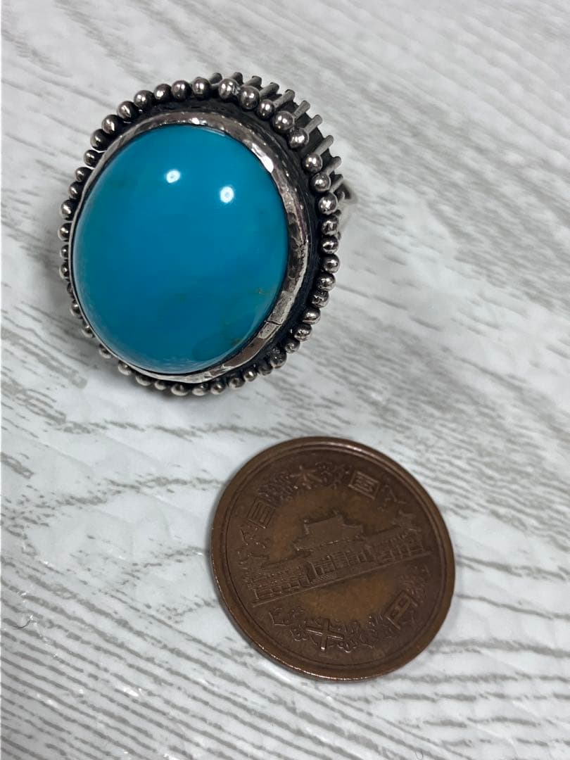 SILVER ターコイズ 。リング.(昭和)SILVER 刻印。ずっしり重い。