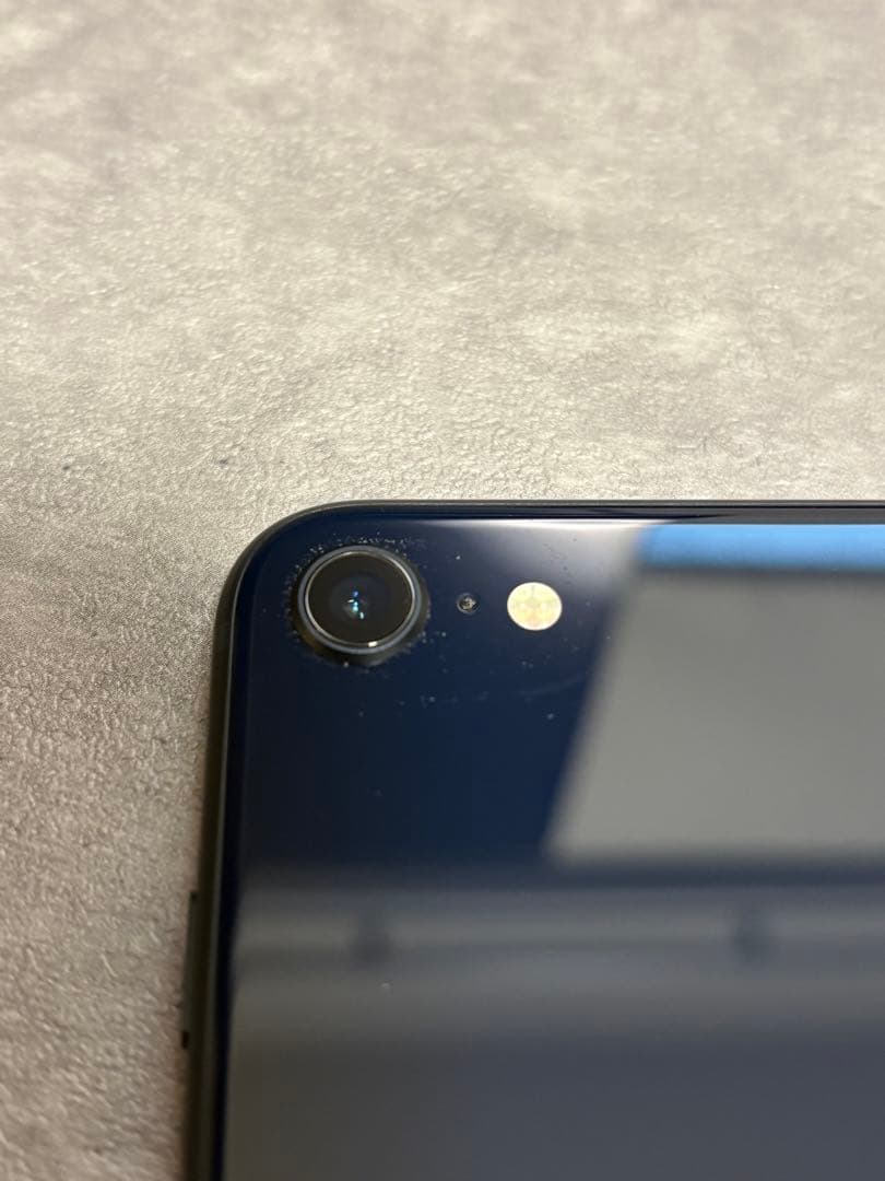 iPhoneSE第3世代64GB SIMフリー　美品