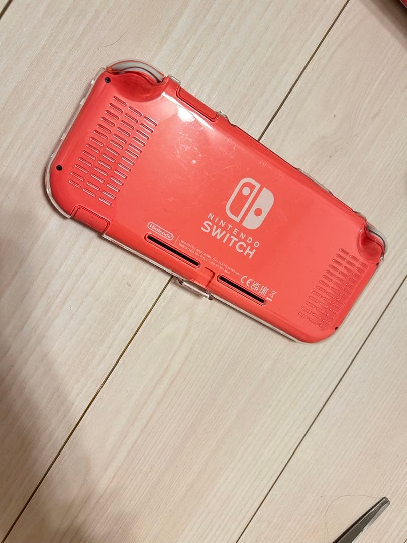 Nintendo Switch Lite ピンク 本体　透明カバー付き
