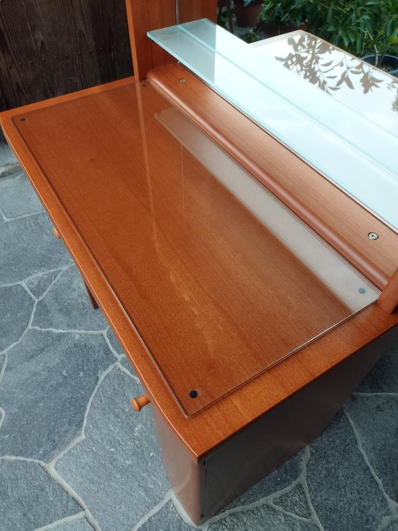 大塚家具　鏡台　ドレッサー　美品　大塚化学株式会社　家具事業部