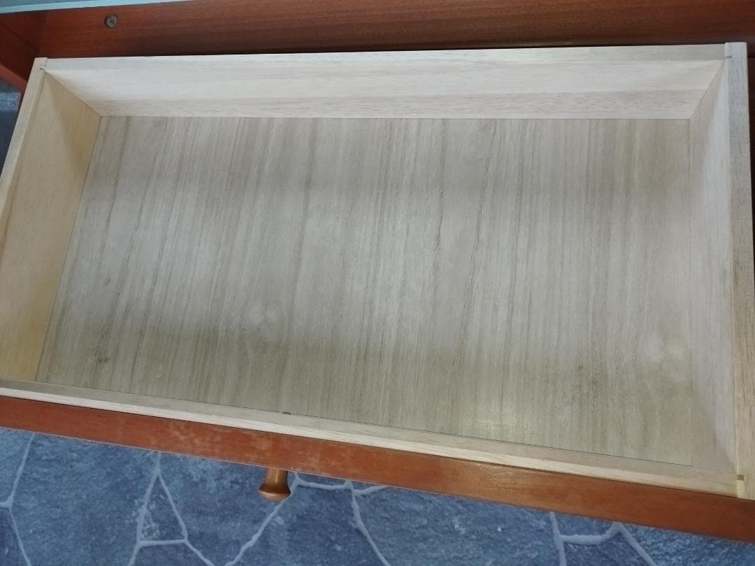 大塚家具　鏡台　ドレッサー　美品　大塚化学株式会社　家具事業部