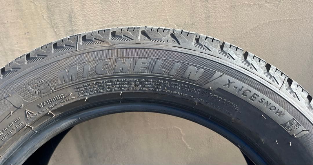 ５*ん様 MICHELIN X-ICE  205/55 R16 スタッド
