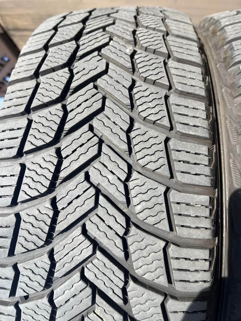 ５*ん様 MICHELIN X-ICE  205/55 R16 スタッド