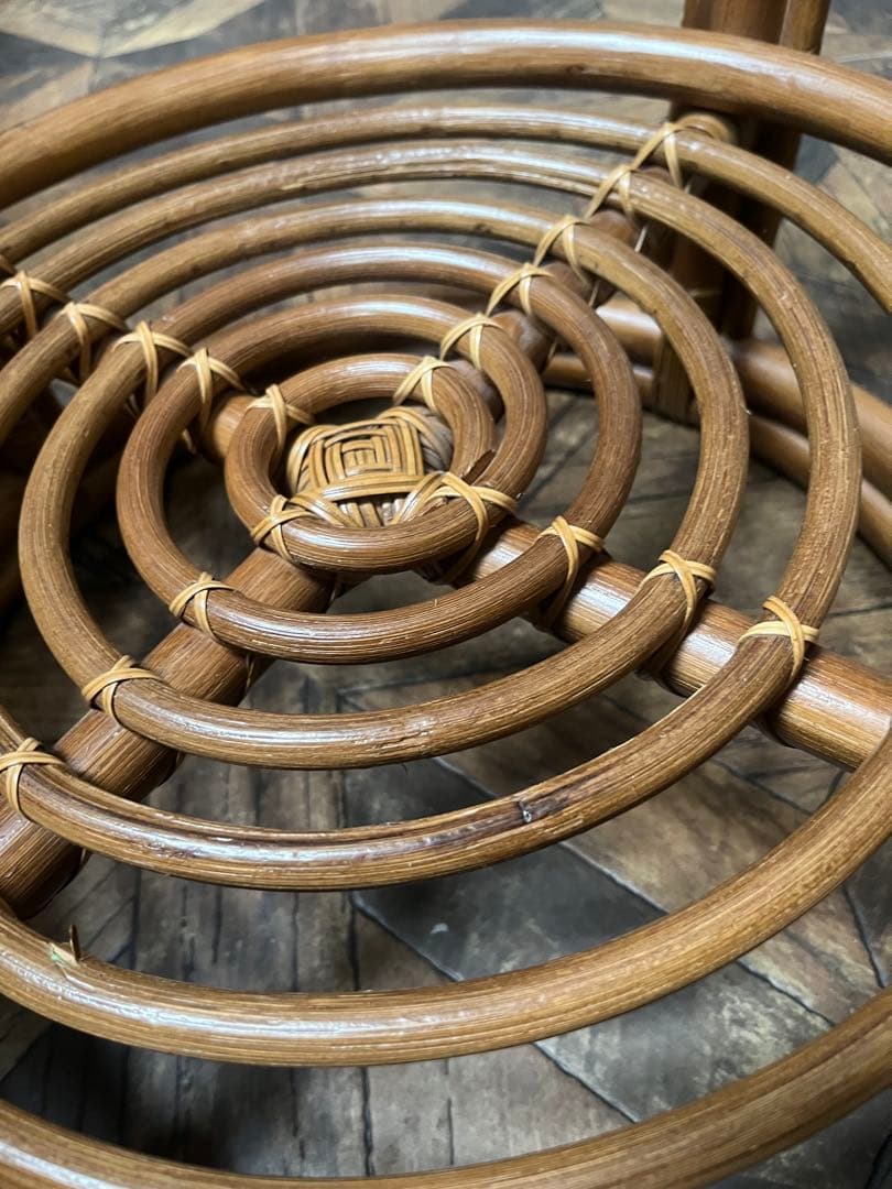 ラタン ガラステーブル 昭和レトロ インテリア 当時物 籐 アンティーク 丸