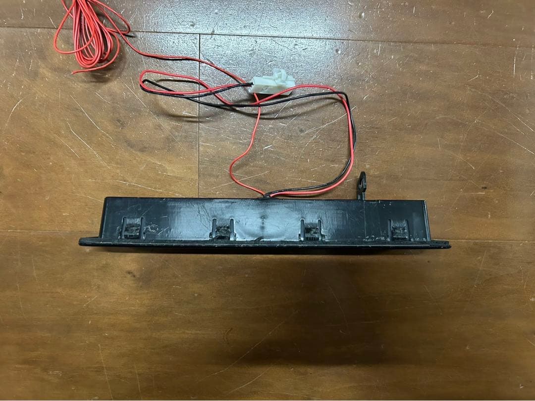 ハイエース200系　テールランプ　LEDハイマウントストップランプ　 2点セット