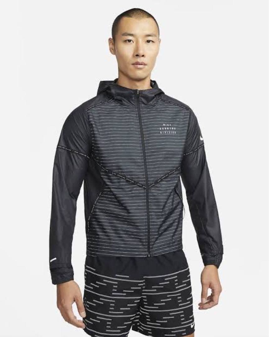 美品NIKEナイキStorm-FITランディビジョンフラッシュジャケット2XL