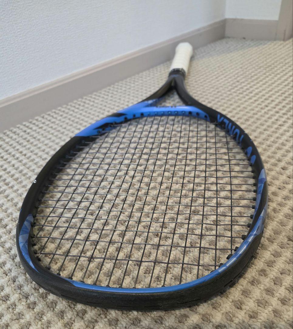 YONEX 硬式テニスラケット　EZONE 100
