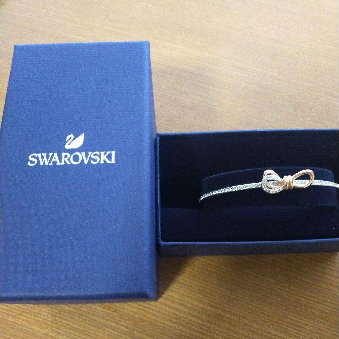 SWAROVSKI リボンモチーフ ブレスレット