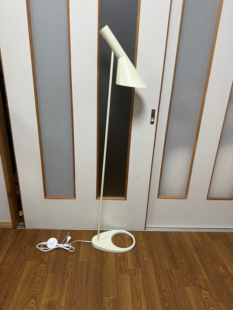 <リプロダクト> AJフロアランプ AJライト ルイスポールセン ヤコブセン