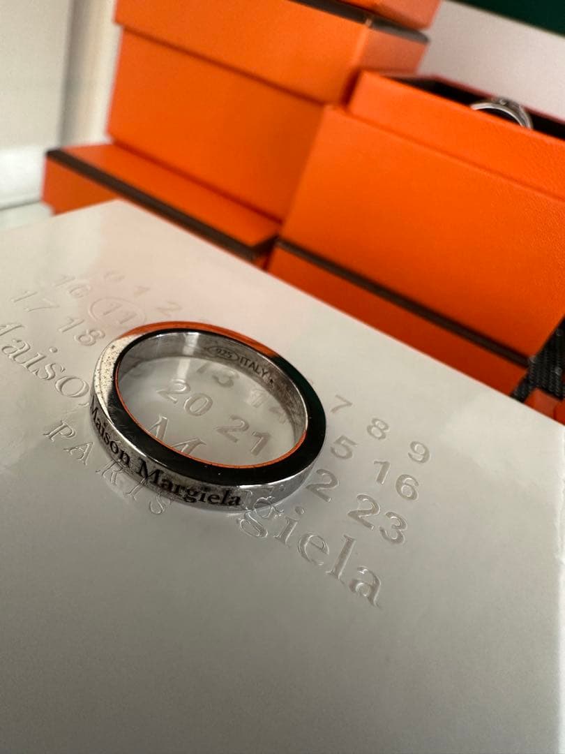 極美品　早い者勝ち‼️メゾンマルジェラ ロゴ リング 指輪 SM1UQ0080