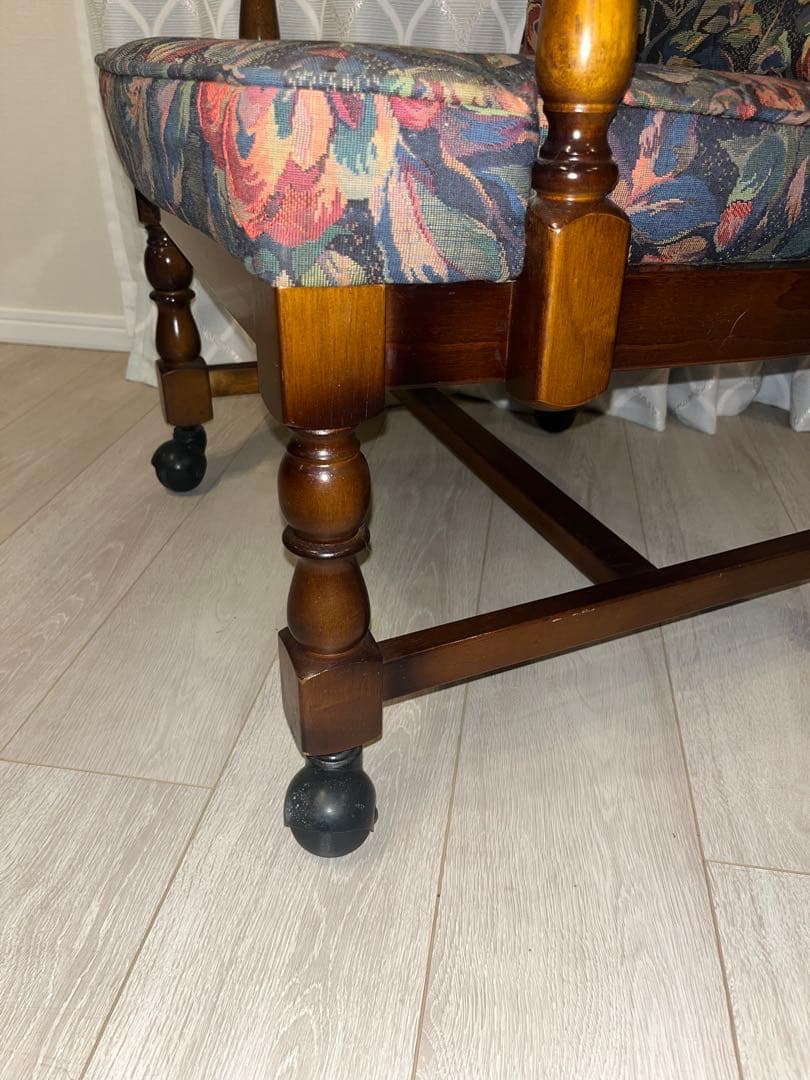 RIPコロニアル アームチェアー キャスター付