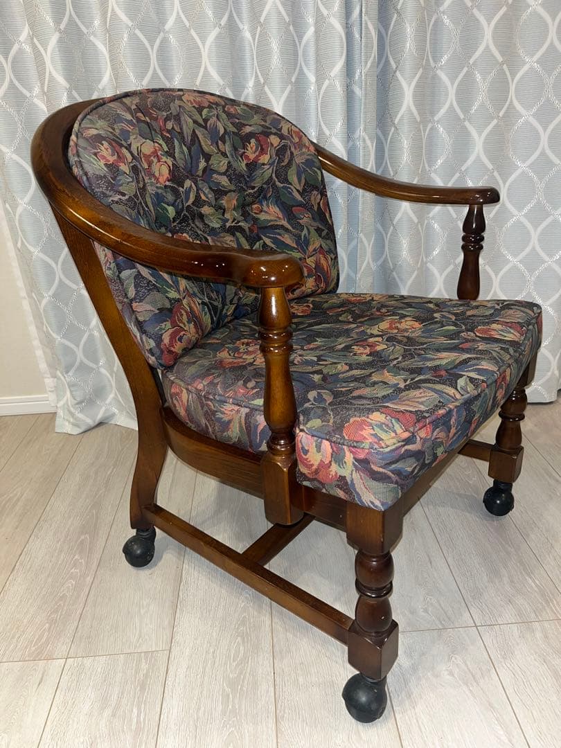 RIPコロニアル アームチェアー キャスター付