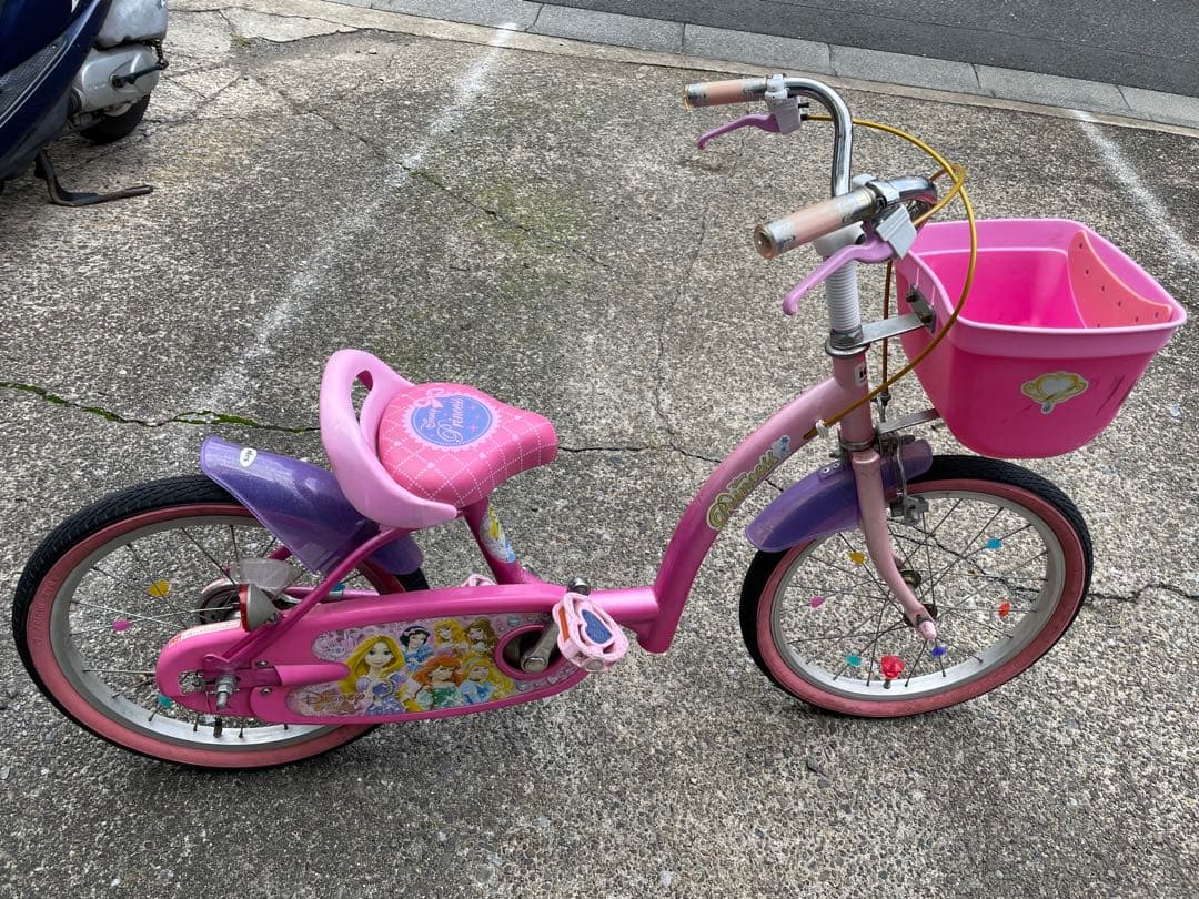y*.様 [送料込み] ディズニープリンセスの自転車 18インチ