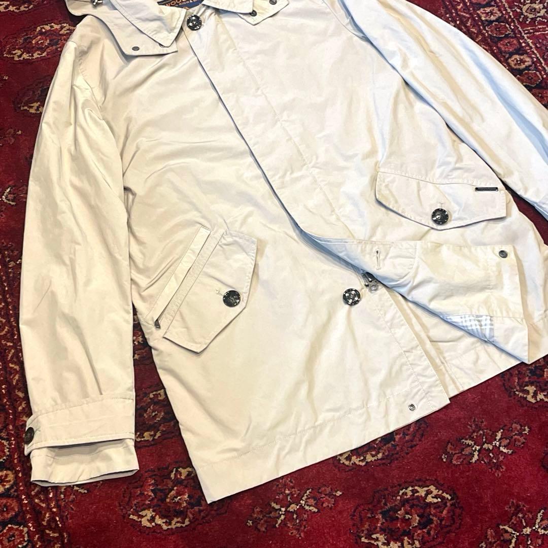 WOOLRICH ウールリッチ フード付きマウンテンパーカー アイボリー　Ｓ