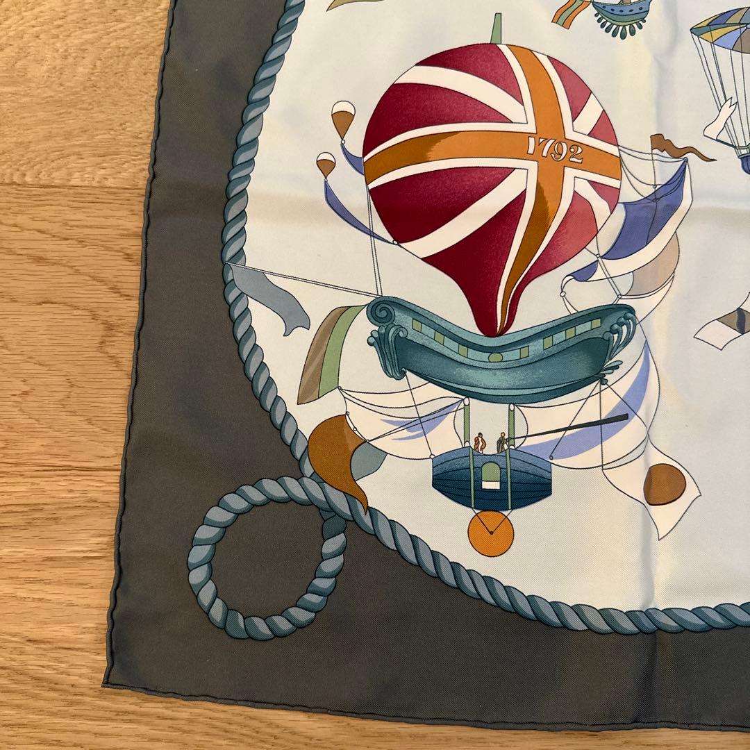 HERMÈS 気球デザイン スカーフ 90cm