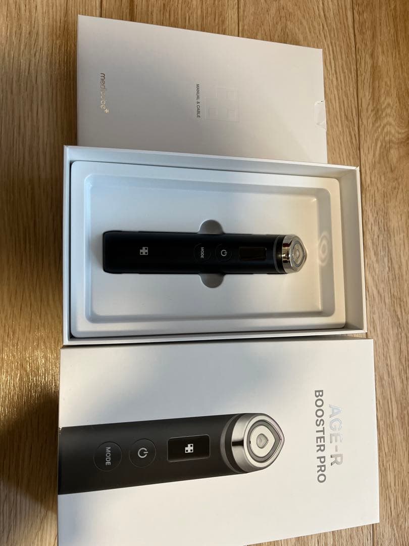 AGE-R BOOSTER PRO 美顔器