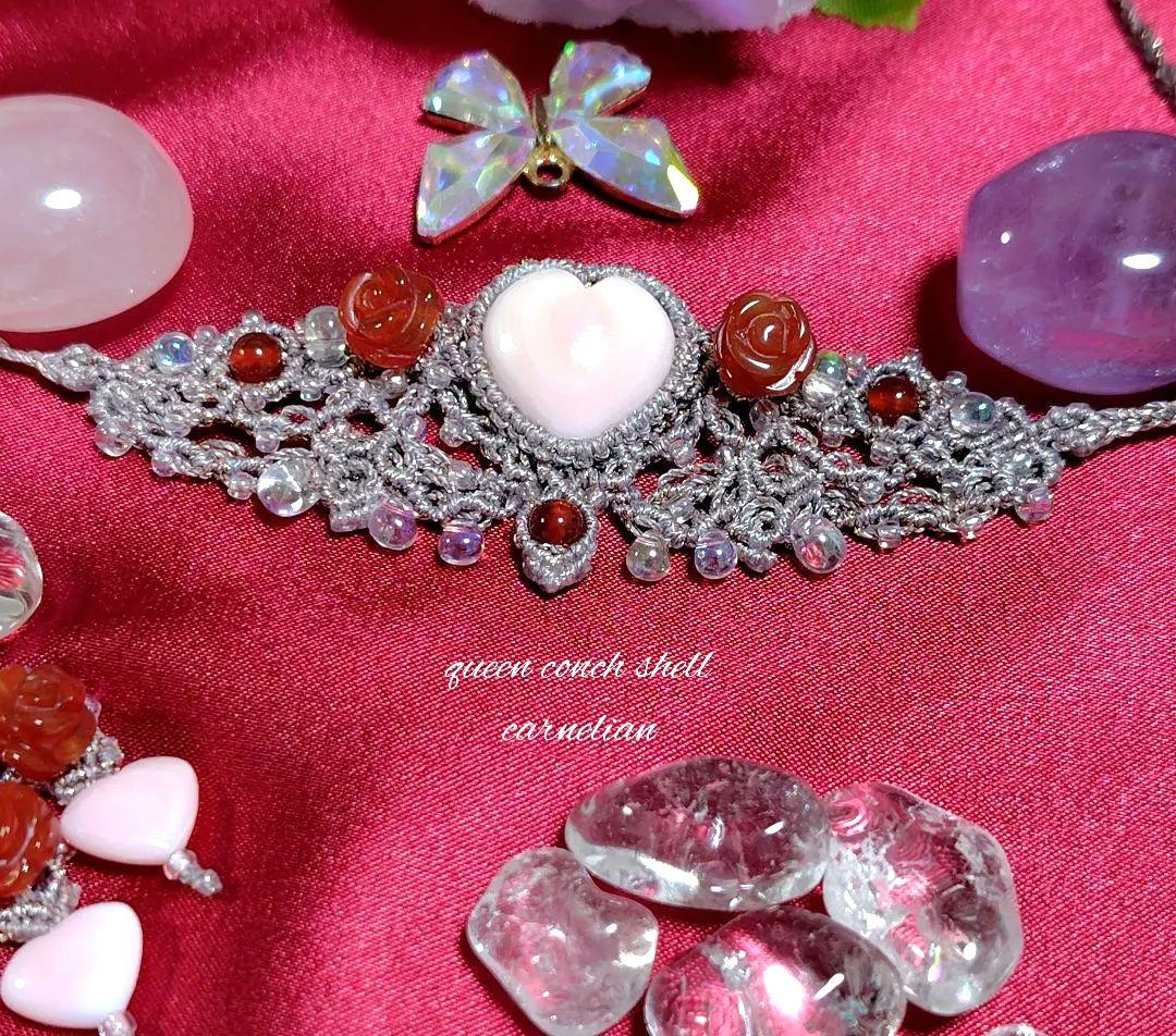 ✩ロードナイトシリカ、マザーオブパール、カーネリアンマクラメ編みネックレス