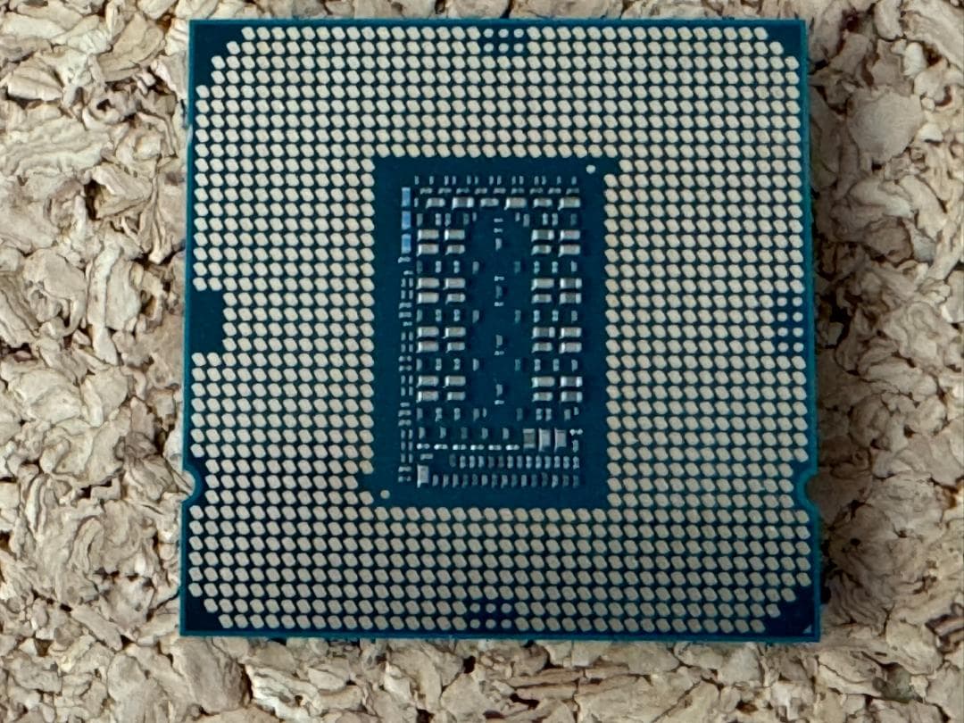 【中古】Intel Core i7-11700 CPU 2.50GHz
