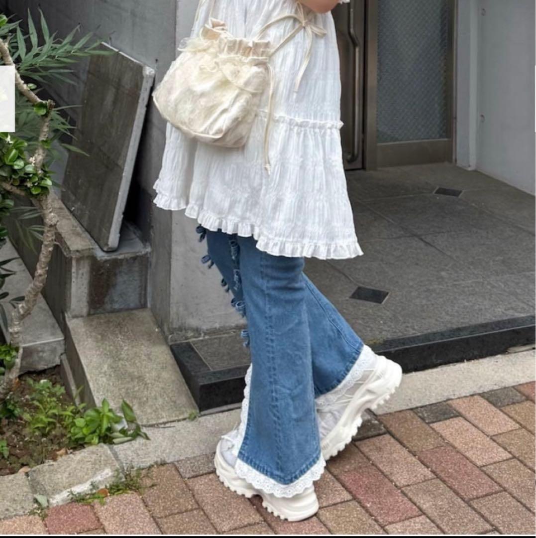 新品Merry jenny ribbon スリムフレアデニムパンツ M