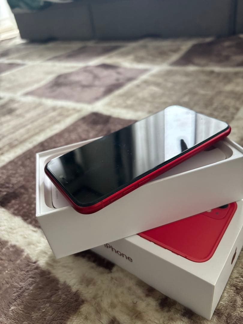 Apple iPhone 11 (赤) 本体のみ 箱付き 64GB