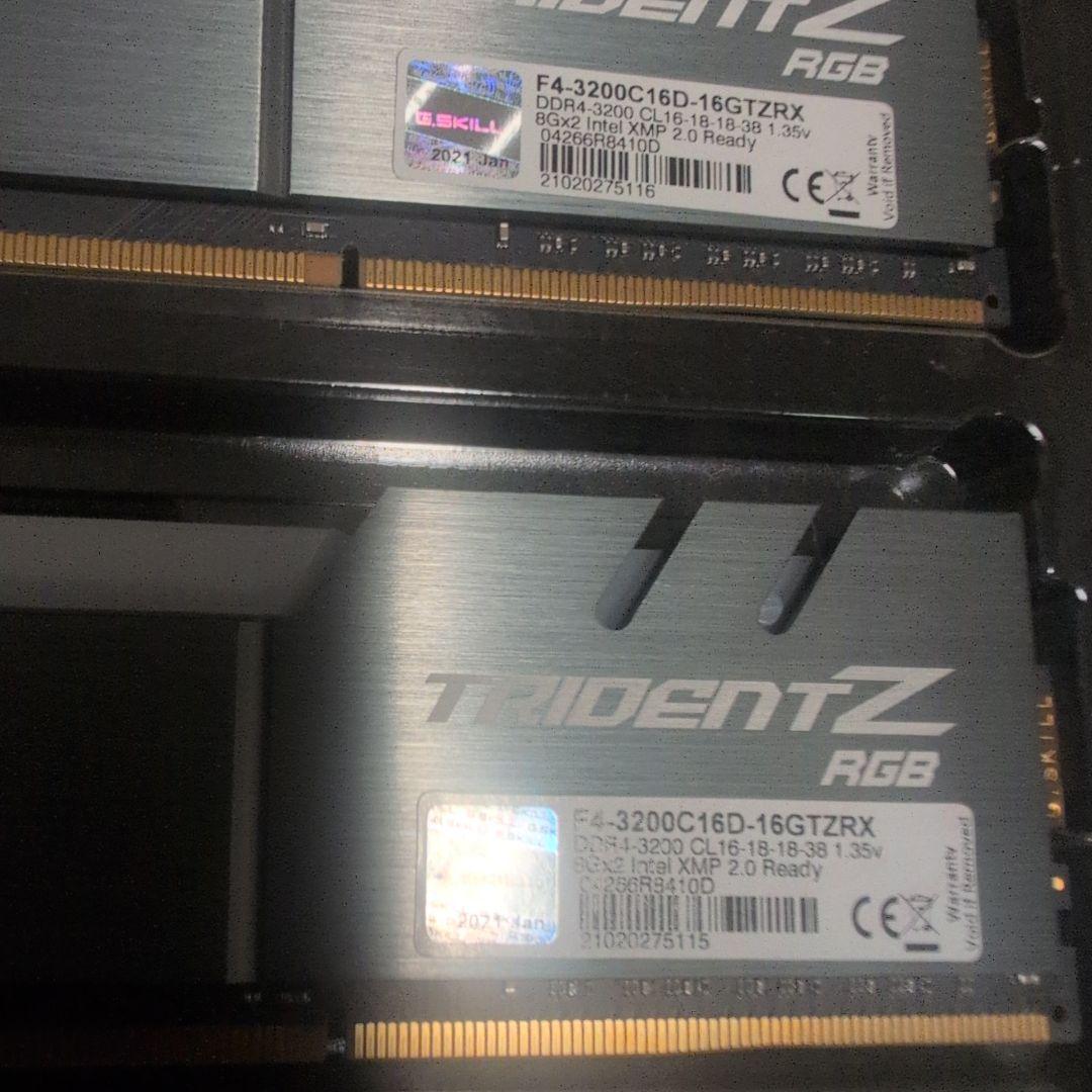 【値下げ中】DDR4 TRIDENTZ RGB 32GB【8GBx4】