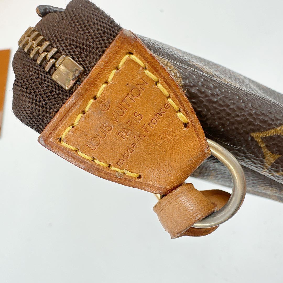 ルイヴィトン　モノグラム　ポシェットアクセソワール　AR1928