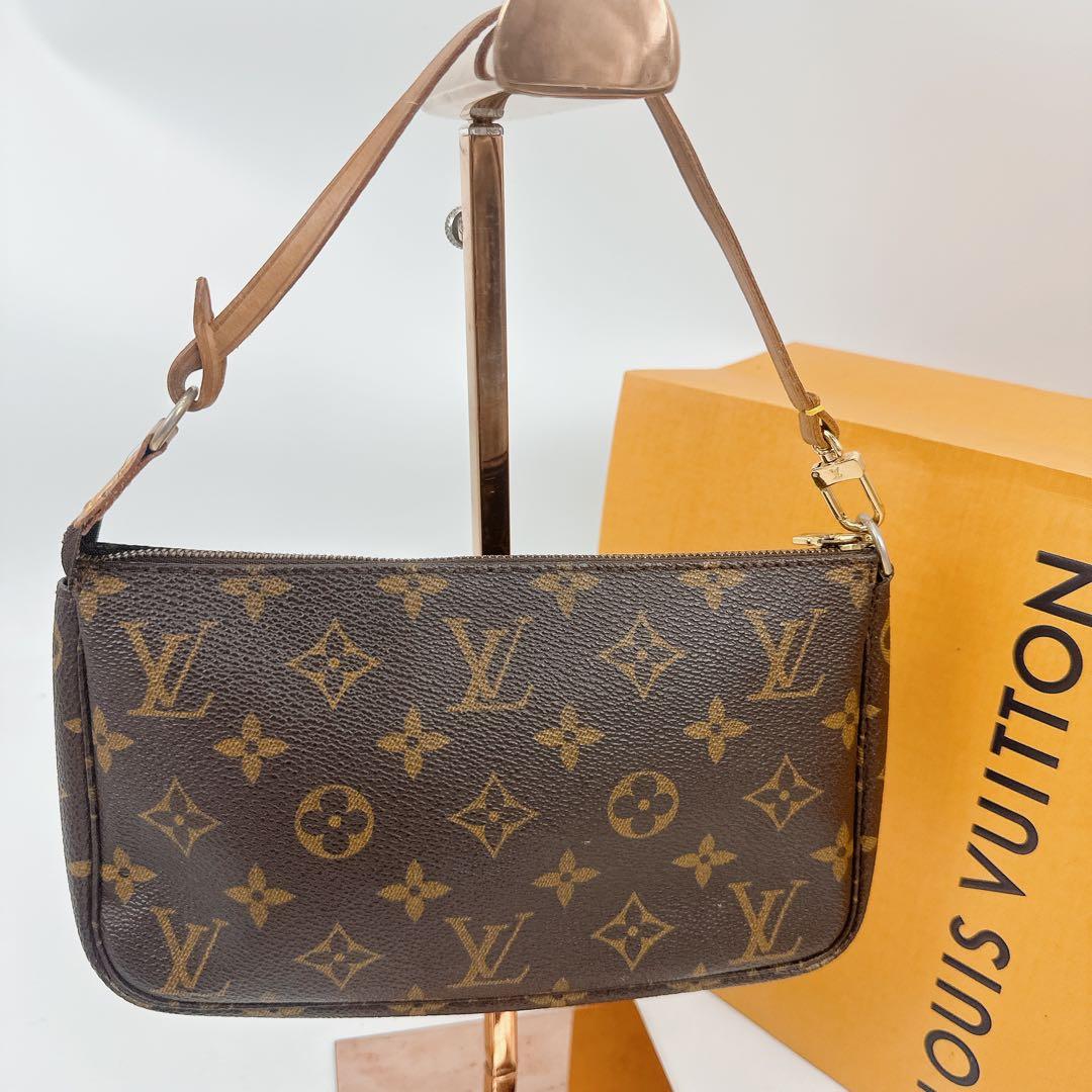 ルイヴィトン　モノグラム　ポシェットアクセソワール　AR1928