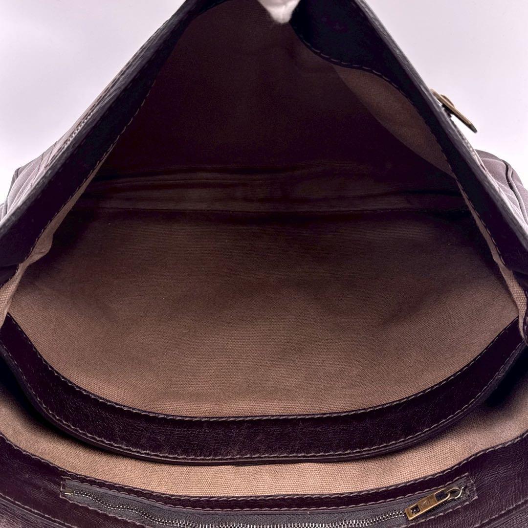 LOUIS VUITTON ルイヴィトン ユタ オマハ メッセンジャーバッグ
