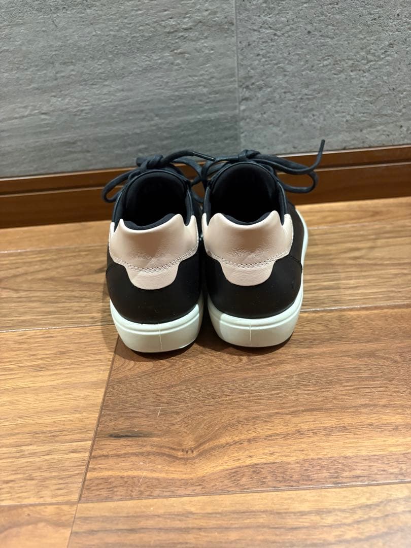 エコー ecco レザースニーカー24.5cm 新品未使用