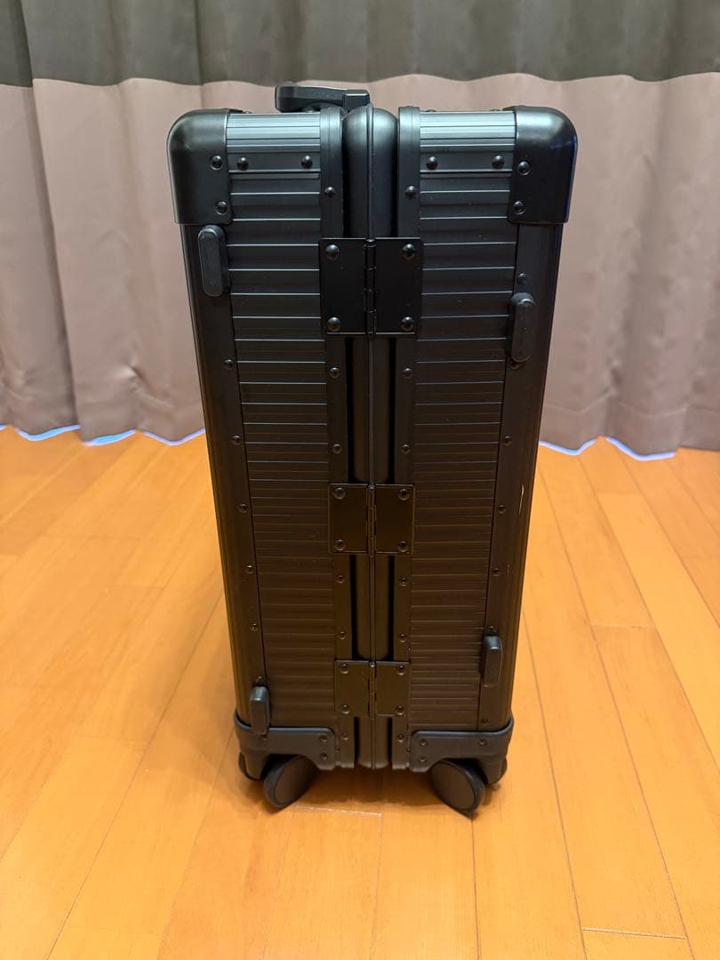 バッグ aucentic Stripe Aluminum Suitcase Op.13